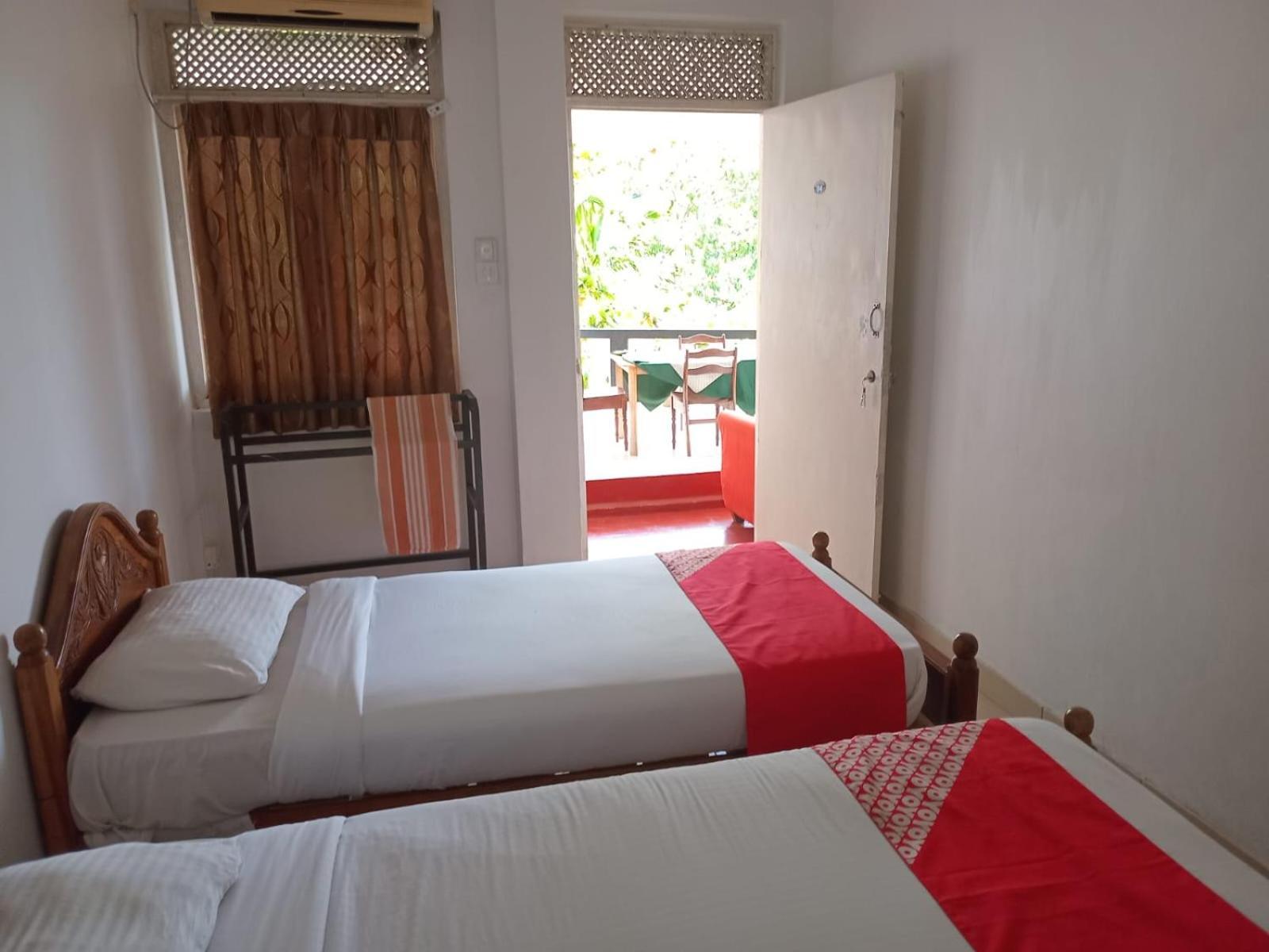 Blue Haven Guest House Kandy Exterior photo